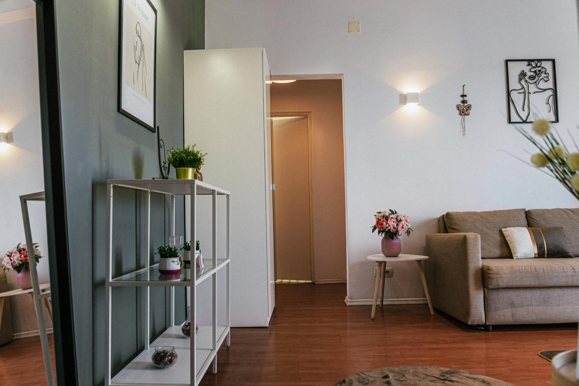 Hacienda Coltea - Cozy Old Town Apartaments Bucharest Luaran gambar